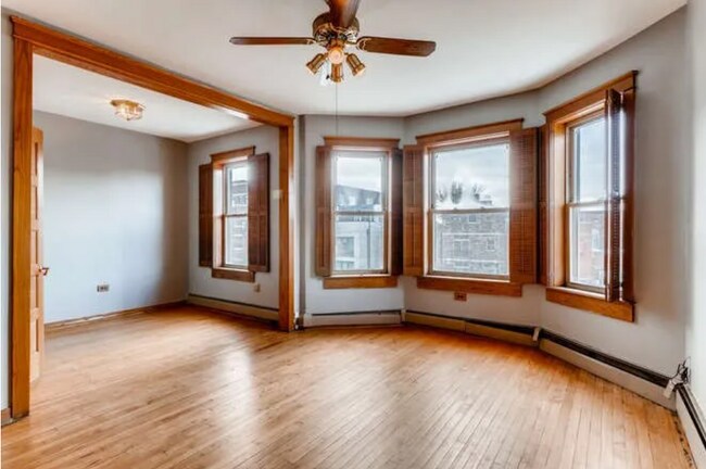 Building Photo - 2749 N Ashland Ave