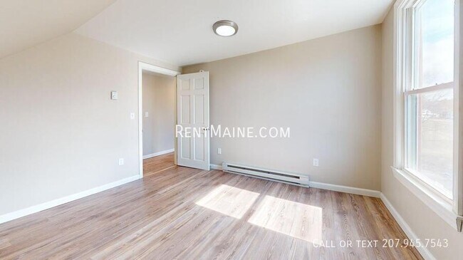 Foto del edificio - 2 Danielson St