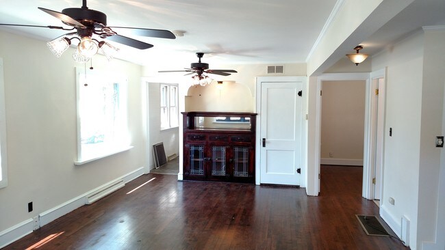 Foto del edificio - 403 N 61st St
