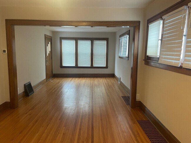 Foto del edificio - 2904 Salem Ave