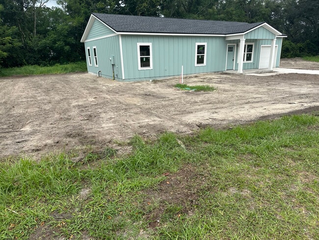 Building Photo - 2241 Parkin Rd