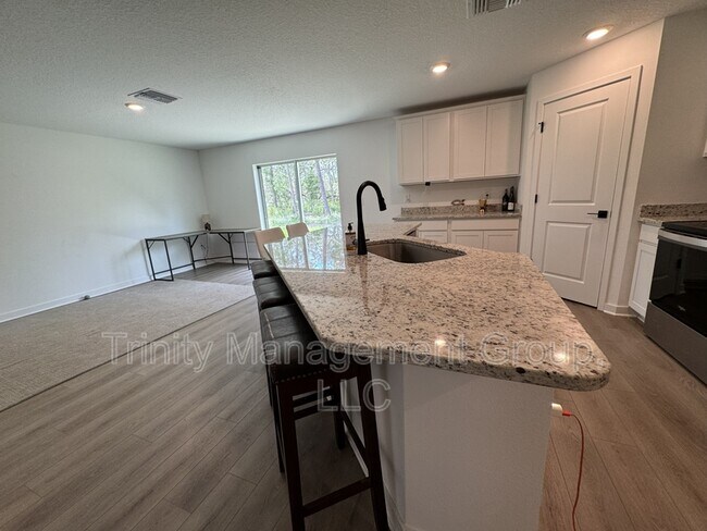 Foto del edificio - 11279 Kodiak Wren Rd