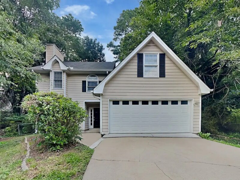 Primary Photo - 990 Thousand Oaks Dr
