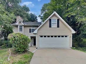 Building Photo - 990 Thousand Oaks Dr
