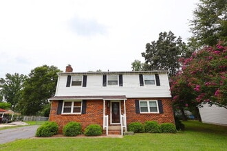 Building Photo - 15808 Tinsberry Pl