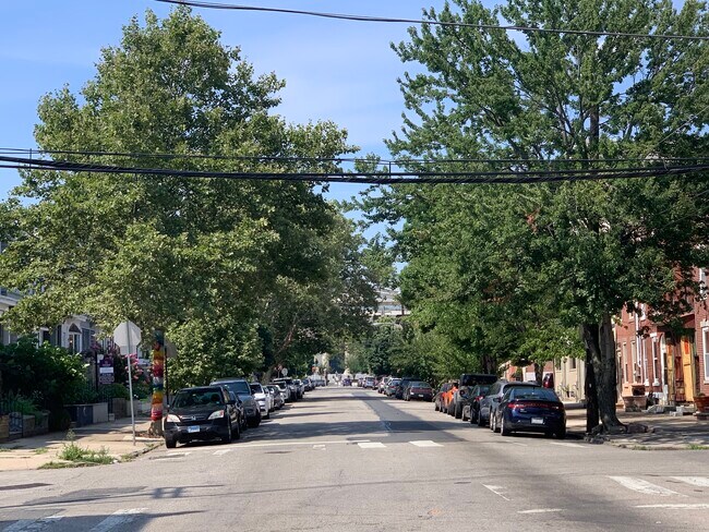 Foto del edificio - 828 Corinthian Ave