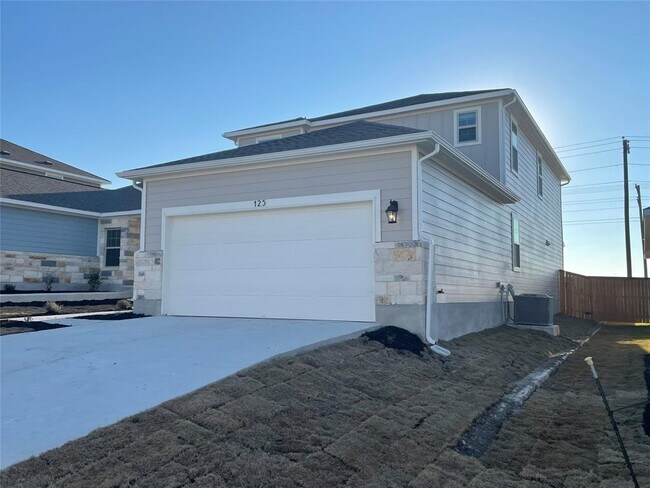 Building Photo - 125 Old Stage Coach Rd