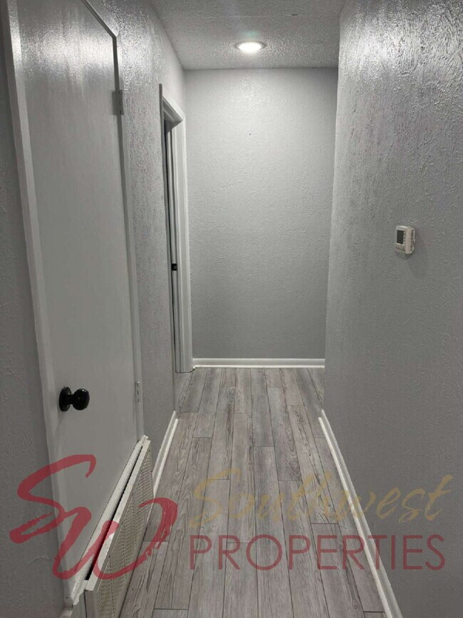 Foto del edificio - Well-Maintained 3 Bed / 2 Bath in Quiet Neighborhood