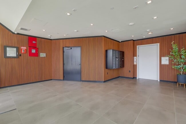 Foto del edificio - Prime Koreatown Brand New 2 Story Loft Style Unit! 6 Weeks Free Rent Concession