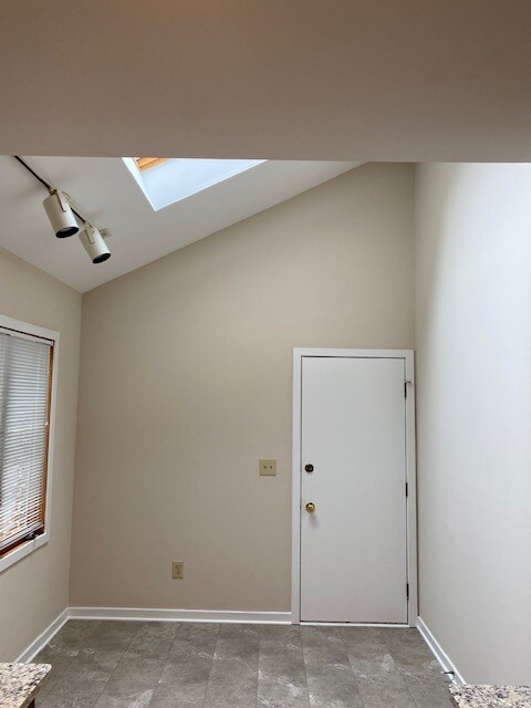 Building Photo - 4 Hialeah Ct