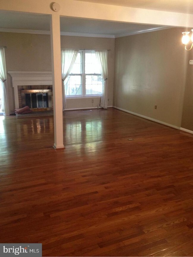 Foto del edificio - 7422 Chummley Ct