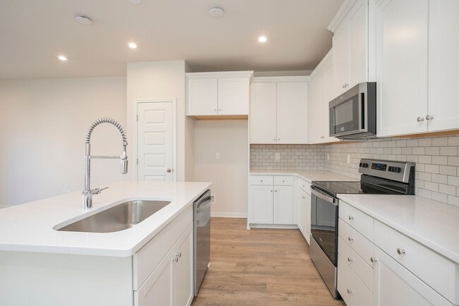 Foto del edificio - 5342 Bellflower Hls