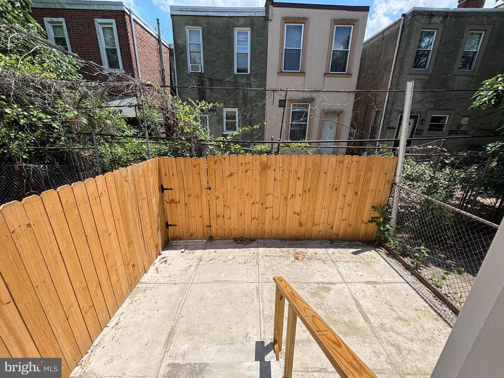 Foto principal - 6344 Reedland St