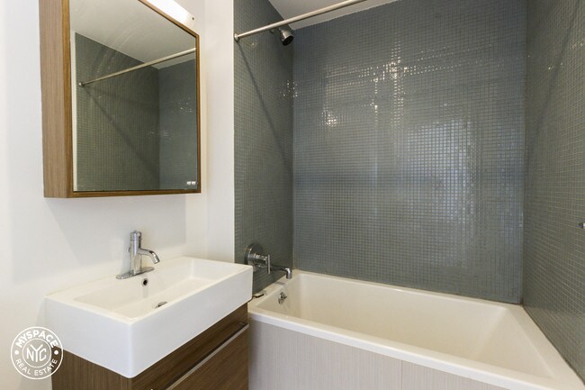 Foto del edificio - 1209 Dekalb Ave