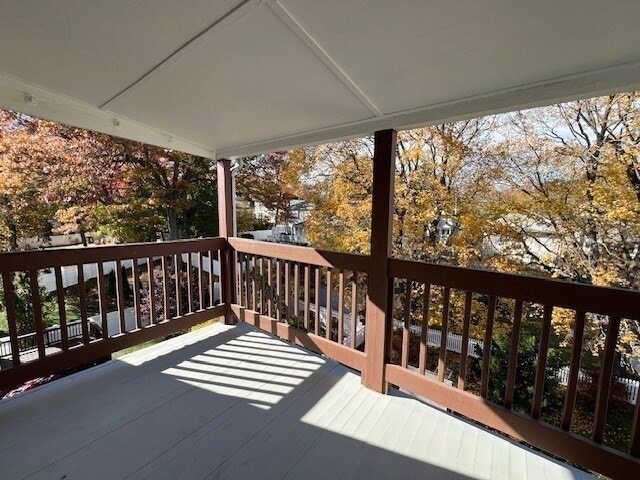 Foto del edificio - 1475 Centre St