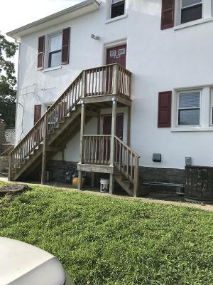 Building Photo - 104 Gayley St