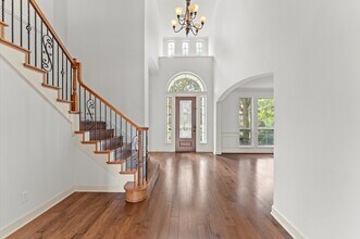 Building Photo - 3 N Beech Springs Cir