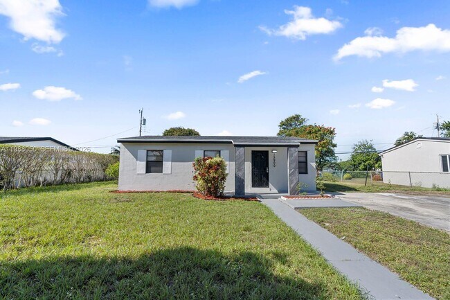 Foto del edificio - 15900 NW 18th Ave