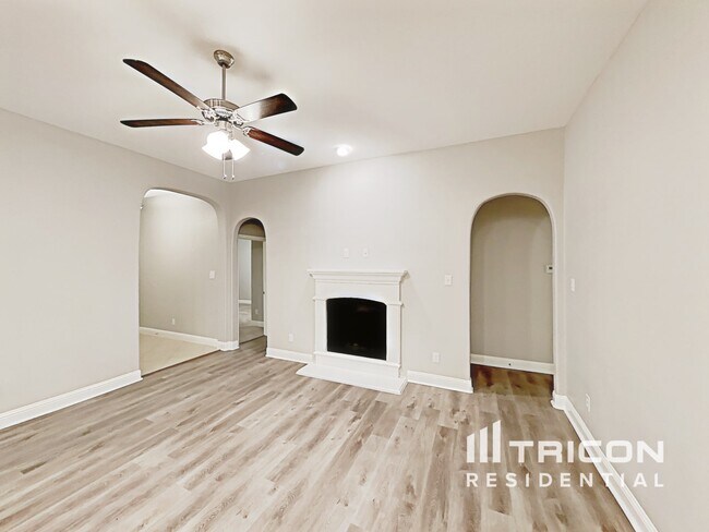 Foto del edificio - 1473 Eagle Nest Dr