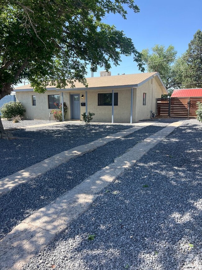 Building Photo - 4823 Comanche Rd NE