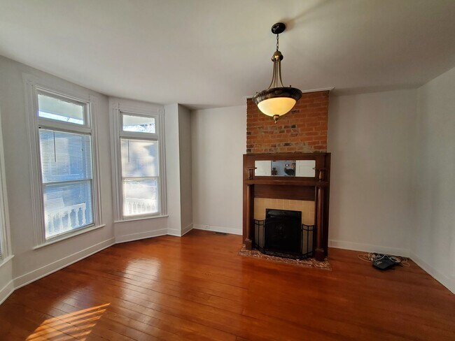 Foto del edificio - 1106 Oakwood Ave