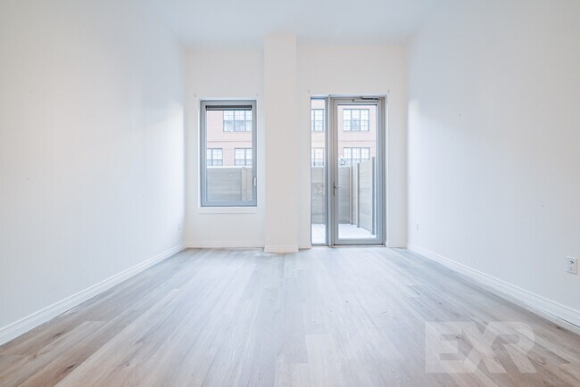 Building Photo - 957 Atlantic Ave