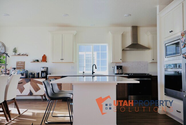 Foto del edificio - 2953 N 4180 W