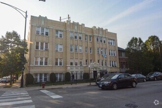 Building Photo - 2600 N Kimball Ave