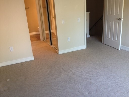 Building Photo - RB Luxury 2 Br Townhome 2 car spots Laundry $3190 TEXT 760-715-5861