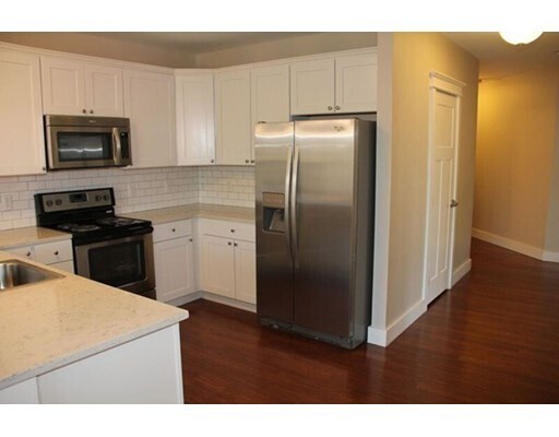 Foto del edificio - 978 Worcester St