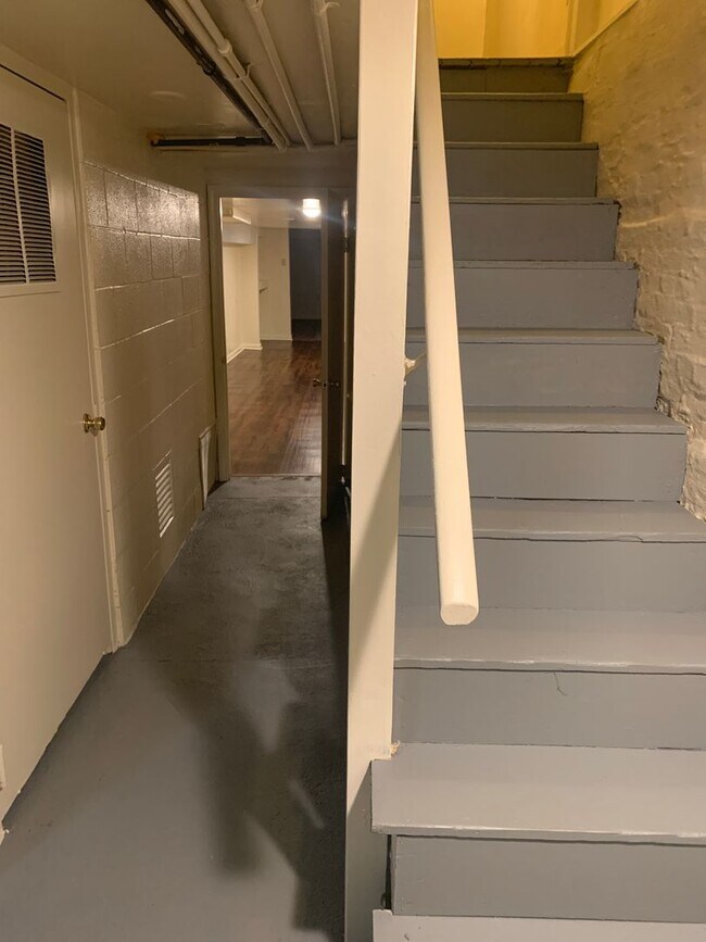 Foto del edificio - 1 Bed/1Bath East End- York City SD