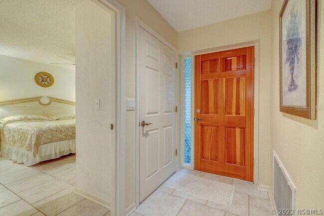 Foto del edificio - 270 Carnoustie Ln