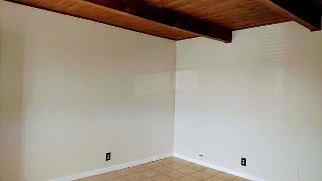 Foto del edificio - 3823 Waller Ave