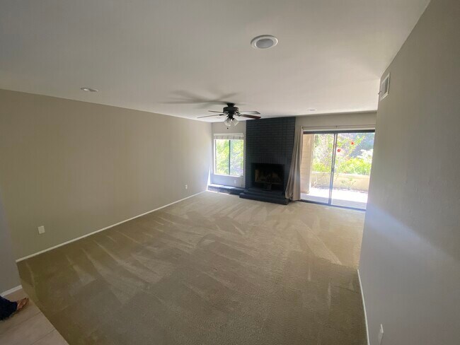 Foto del edificio - 10381 Crosscreek Terrace
