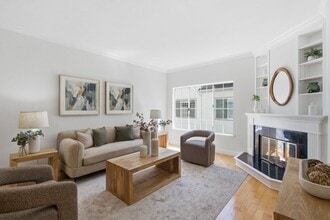 Building Photo - 991 Belmont Terrace