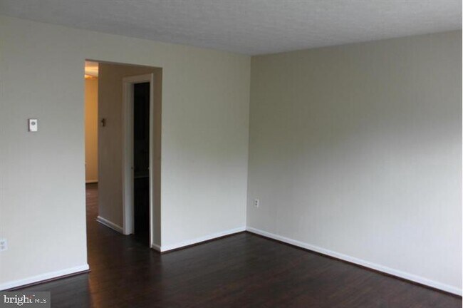 Foto del edificio - 414 Cornwallis Ct