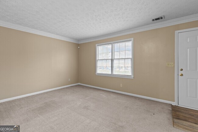 Building Photo - 375 Dixie Ct