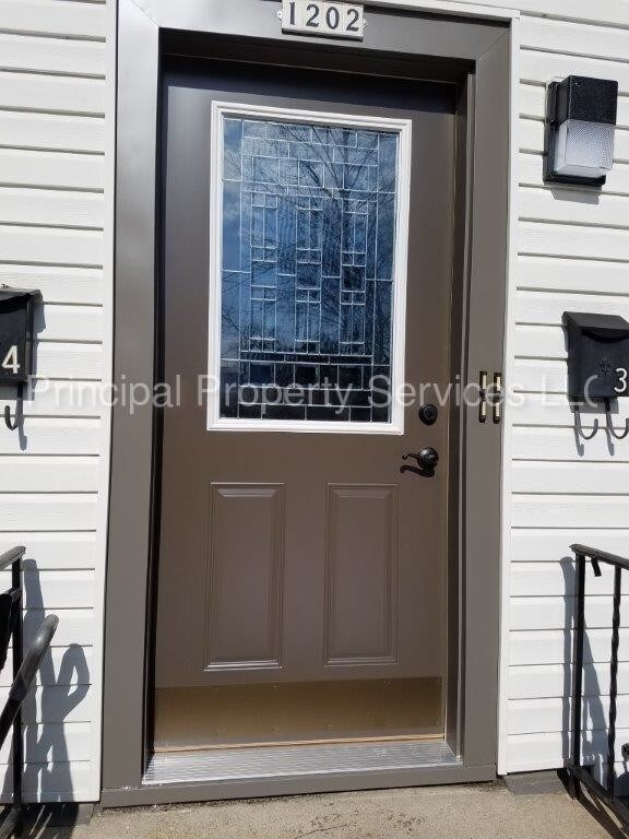 Foto del edificio - 1202 Madison St