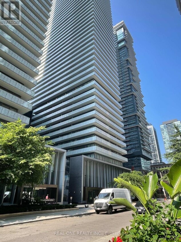 Primary Photo - 50A-1550 Charles St E