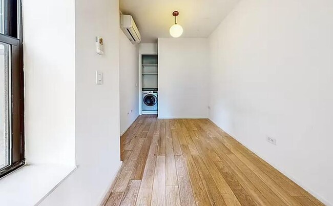 Building Photo - 1 bedroom in New York NY 10025