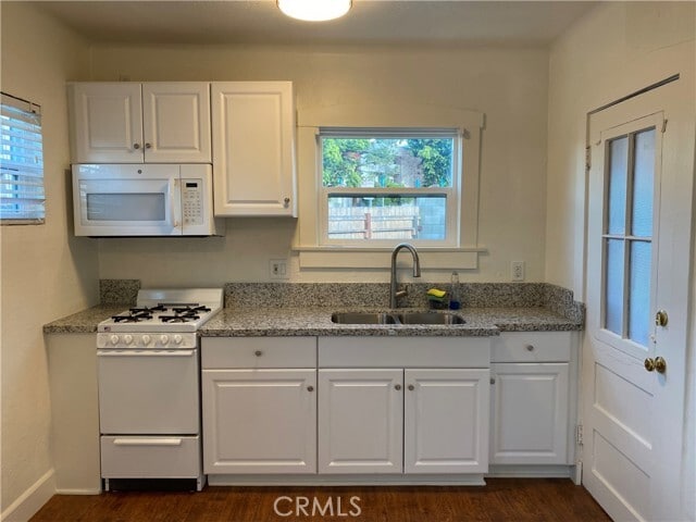 Foto del edificio - 1408 Argonne Ave