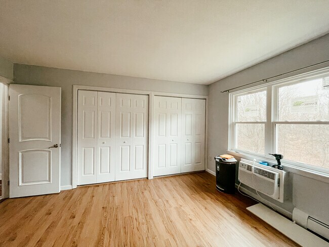 Master Bedroom - 21 Balance Rock Rd