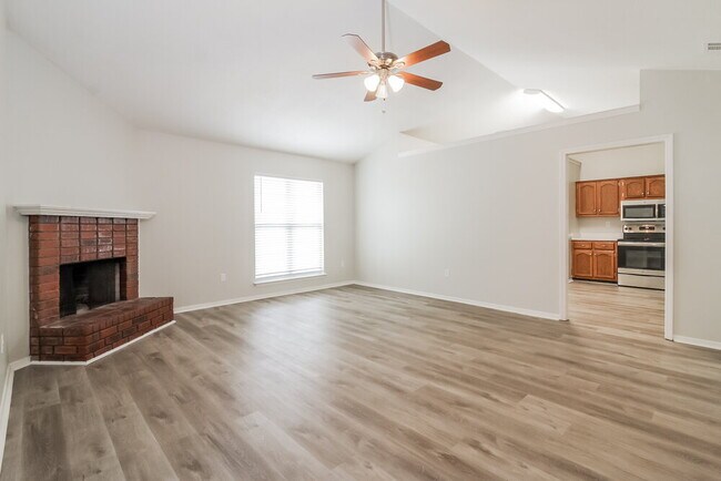 Foto del edificio - 7095 Brandee Dr
