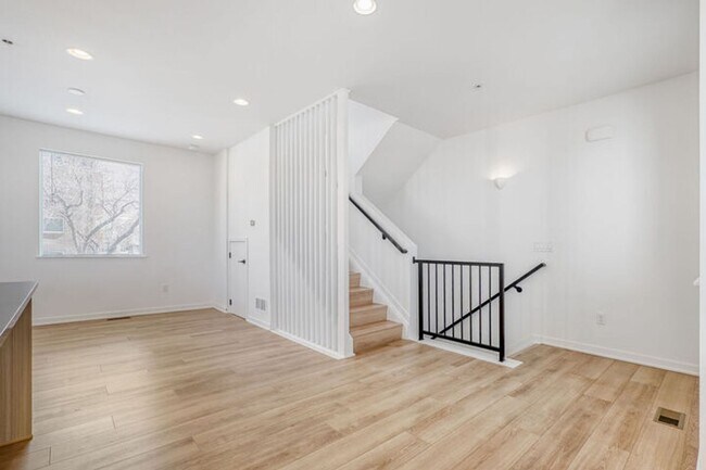 Foto del edificio - 3101 W 47th Ave