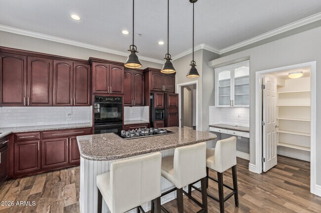 Foto del edificio - 10271 Jasmine Dr