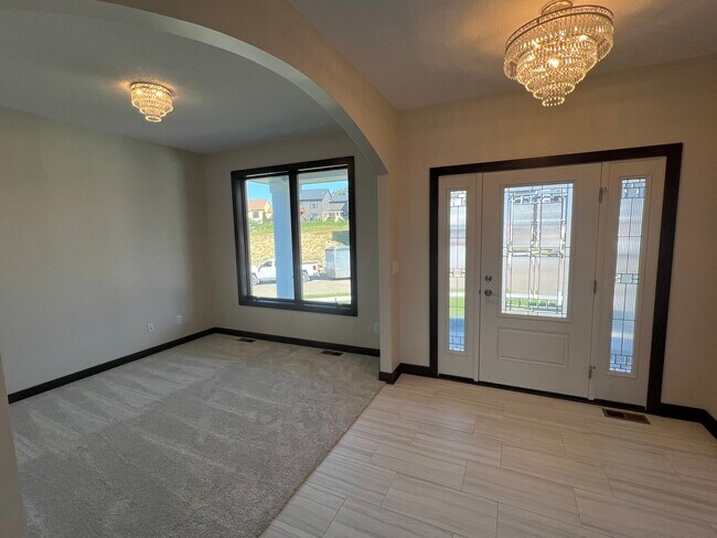 Foto del edificio - 2652 Century Pine Ln NE
