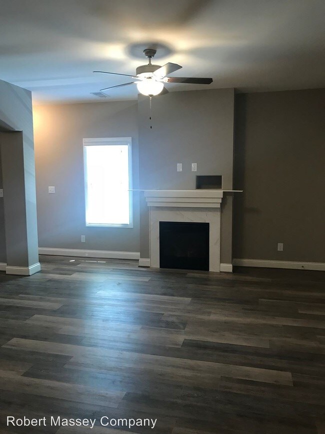 Foto del edificio - 100-215 Beckley Ridge Ln
