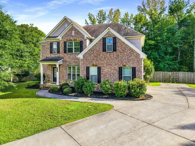 Foto del edificio - 310 Big Creek Way