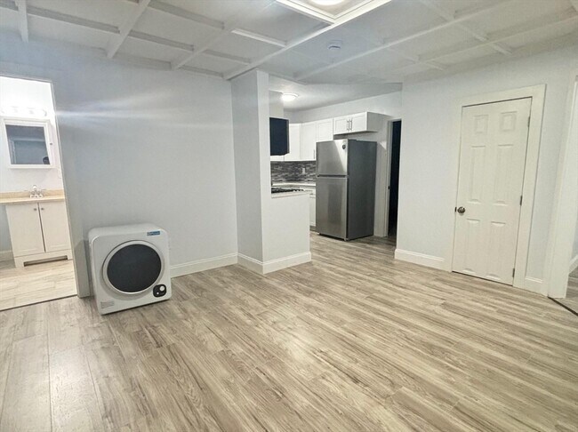 Foto del edificio - 926 Waverly St