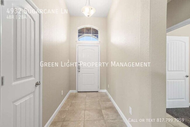 Foto del edificio - 4932 Sugarcane Ln